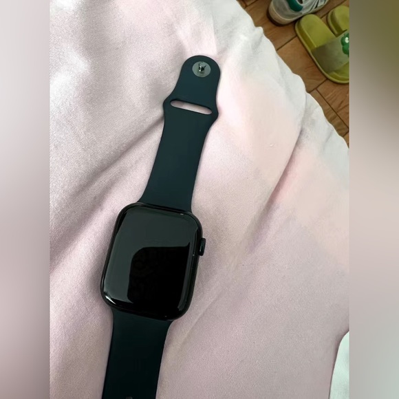 I bought it in China... Bring it here and sell it cheaply. - Picture 4 of 6